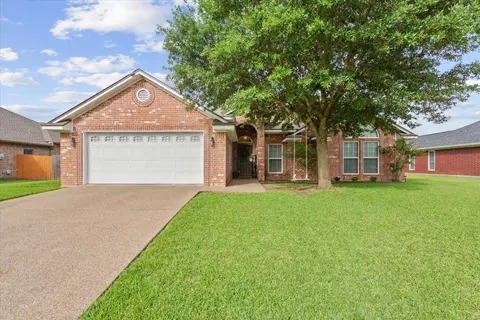 2905 Pueblo Dr, Waco, TX 76712