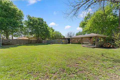 Exterior - 704 W 3rd St, Eddy, TX 76524 photo 3 of 3