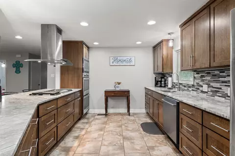 Kitchen - 704 W 3rd St, Eddy, TX 76524 photo 3 of 4