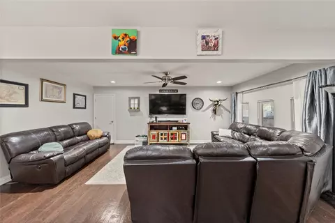 Other - 704 W 3rd St, Eddy, TX 76524 photo 3 of 5