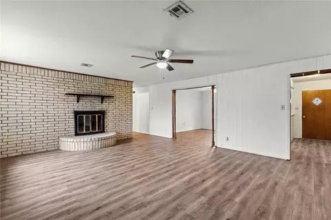 11104 China Spring Rd, Waco, TX 76708 photo 6