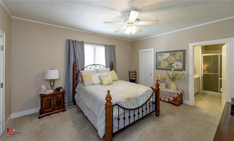 403 Hickory St, Springhill, LA 71075 photo 9
