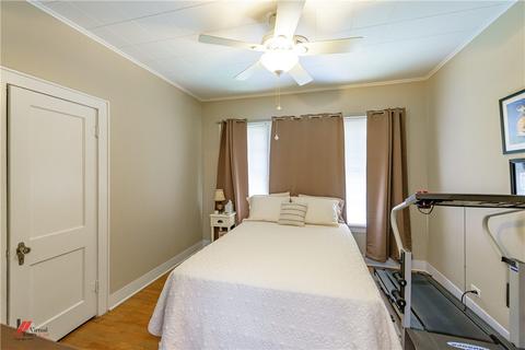 403 Hickory St, Springhill, LA 71075 photo 12