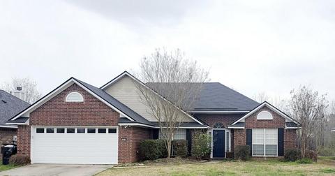 2410 Stockwell Rd, Bossier City, LA 71111