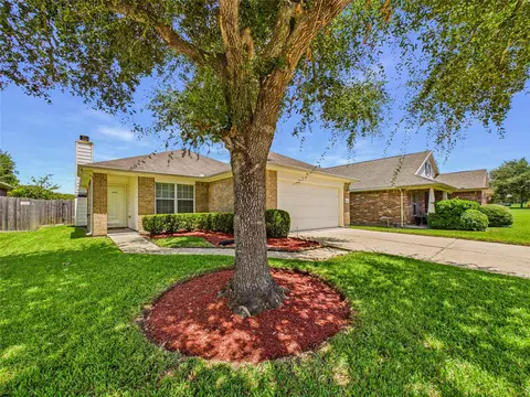 806 Rocky Rose Ct, La Marque, TX 77568