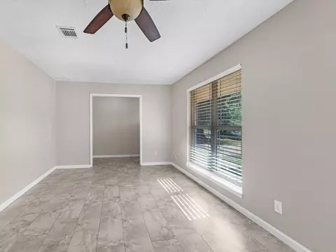 Living - 4318 Ponca St, Pasadena, TX 77504 photo 6 of 7