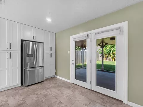 Kitchen - 4318 Ponca St, Pasadena, TX 77504 photo 5 of 5