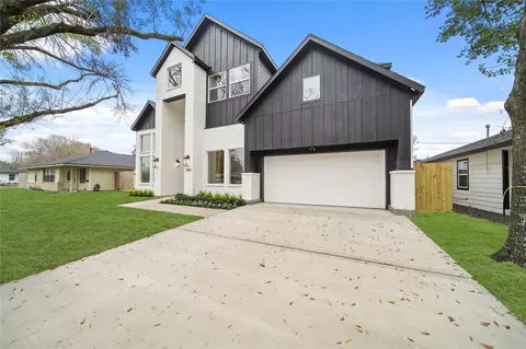 7407 Janak Dr, Houston, TX 77055