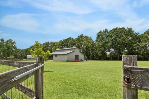 Exterior - 6819 Still Meadow St, Spring, TX 77389 photo 6 of 8