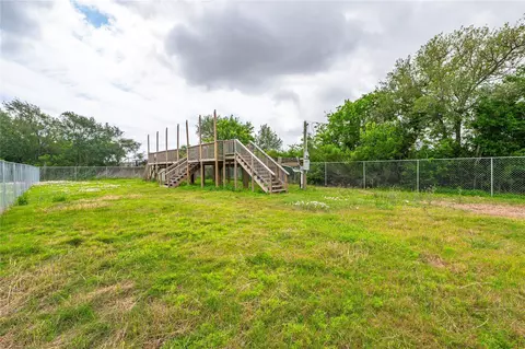 441-443 16th St, San Leon, TX 77539