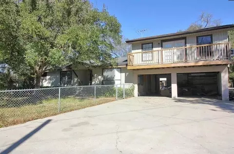 949 Dillon Dr, Silsbee, TX 77656