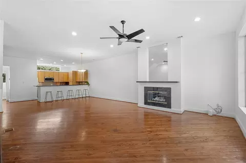 2602 Washington Ave #C, Houston, TX 77007