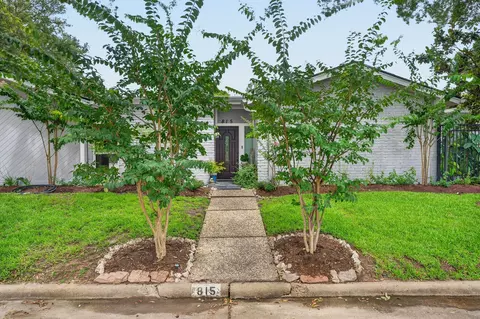 815 Bayou River Dr, Houston, TX 77079