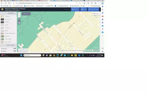 000 Yucca Ave, Surfside Beach, TX 77541