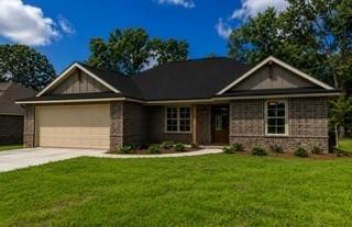 807 S State St, Madisonville, TX 77864