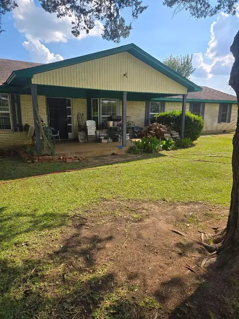 988 Cottonwood, Latexo, TX 75849