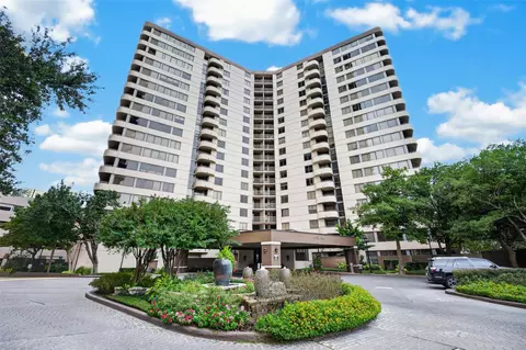 3525 Sage Rd #704, Houston, TX 77056