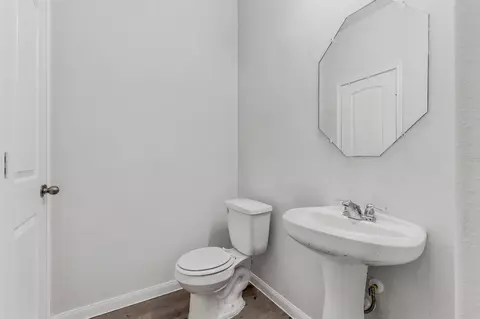 Bath - 23658 Buttress Root Dr, Spring, TX 77373 photo 2 of 3