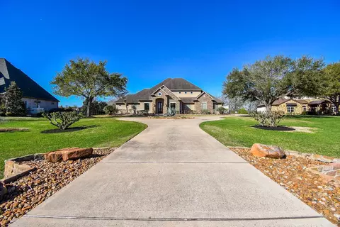 2819 Palmetto Bnd, Richmond, TX 77406
