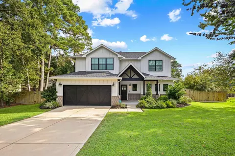 87 Dawns Edge Dr, Montgomery, TX 77356