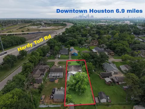 1213 Post St, Houston, TX 77022