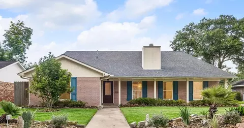 5515 Sylmar Rd, Houston, TX 77081