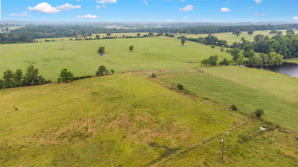 163 Town And Country Dr  