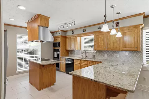 Kitchen - 5403 Cobble Ln, Spring, TX 77379 photo 1 of 3