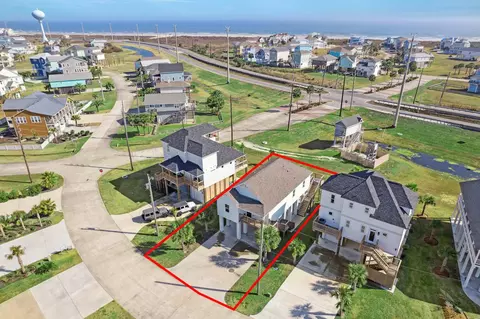 25215 Sausalito Dr, Galveston, TX 77554