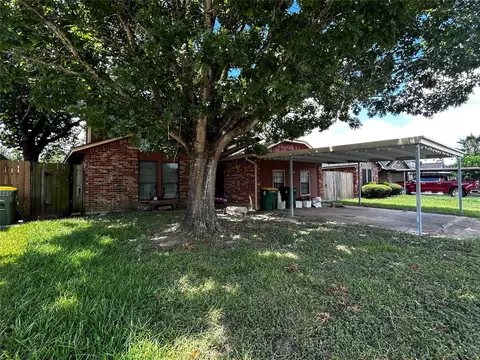 5330 Kent Dr, Pasadena, TX 77505