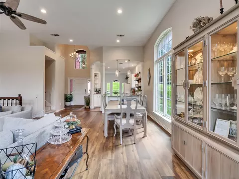 Dining - 300 Coral Gables, Trinity, TX 75862 photo 2 of 3