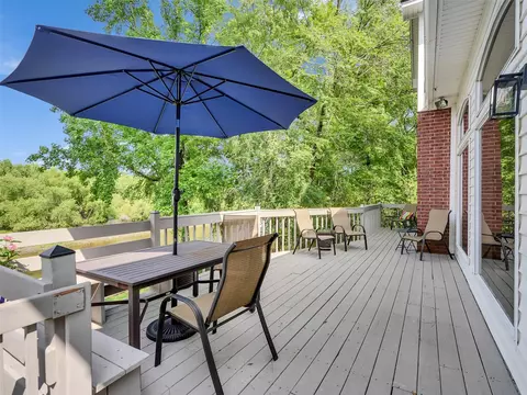 Exterior - 300 Coral Gables, Trinity, TX 75862 photo 2 of 8