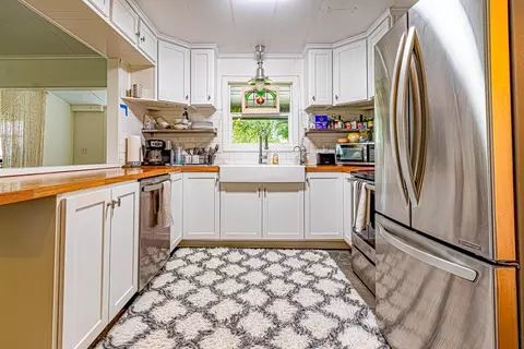 Kitchen - 480 Johnson Rd, Coldspring, TX 77331 photo 1 of 3