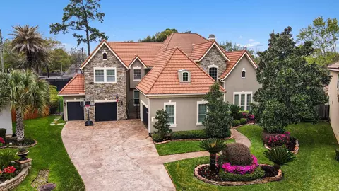 9922 Vintage Villa Dr, Houston, TX 77070