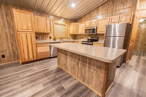 114 Brown Ave, Onalaska, TX 77360 photo 1