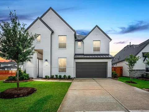 8123 Sunny Ridge Dr, Fulshear, TX 77441