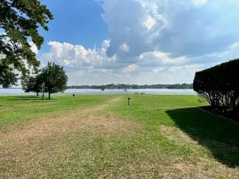 11630 Twain Dr, Montgomery, TX 77356