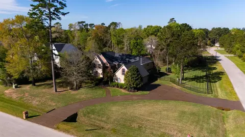 View/Area - 27223 Blue Cedar Ln, Spring, TX 77386 photo 2 of 3