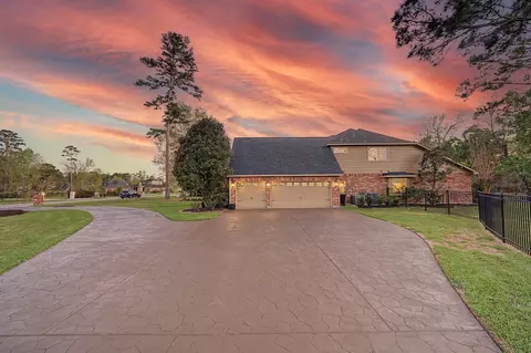 Exterior - 27223 Blue Cedar Ln, Spring, TX 77386 photo 2 of 3