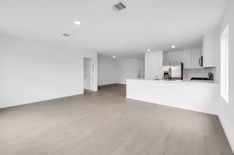 3622 Atlas Point Ln, Angleton, TX 77515