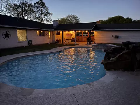 3809 Wingtail Way, Pearland, TX 77584