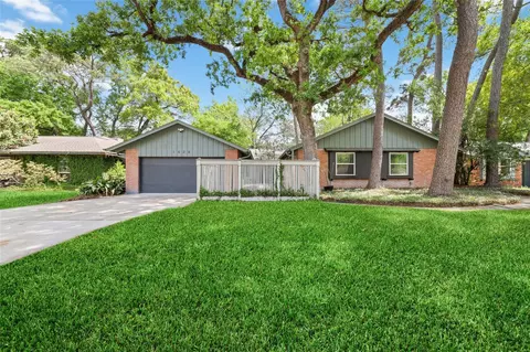 1626 Conrad Sauer Dr, Houston, TX 77043