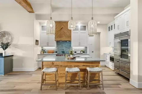 Kitchen - 12833 Bruce Road Rd, Willis, TX 77318 photo 2 of 5