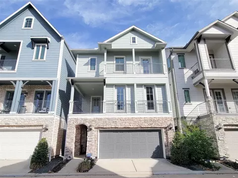 11022 Mikula Dr, Houston, TX 77043