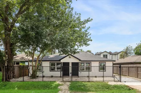 306 E 40th 12 St, Houston, TX 77018