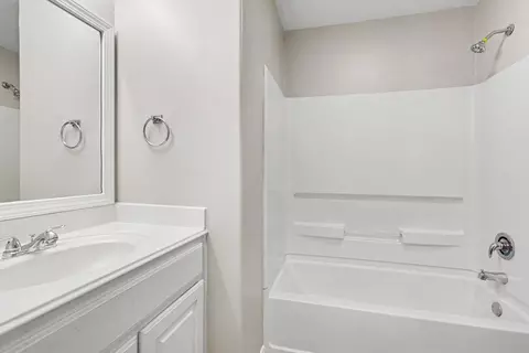 Bath - 4914 Comal River Loop, Spring, TX 77386 photo 3 of 3