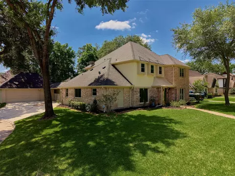 6915 Worcester Dr, Spring, TX 77379