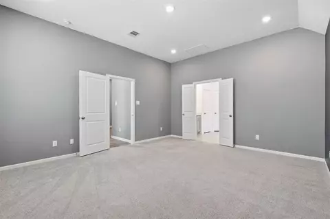 Bedroom - 29025 Red Loop Dr, New Caney, TX 77357 photo 2 of 9