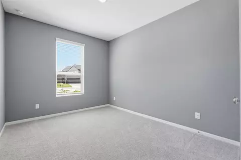 Bedroom - 29025 Red Loop Dr, New Caney, TX 77357 photo 6 of 9