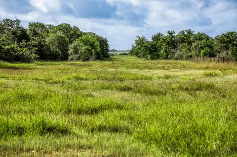 11 South Nassau Road, Round Top, TX 78954